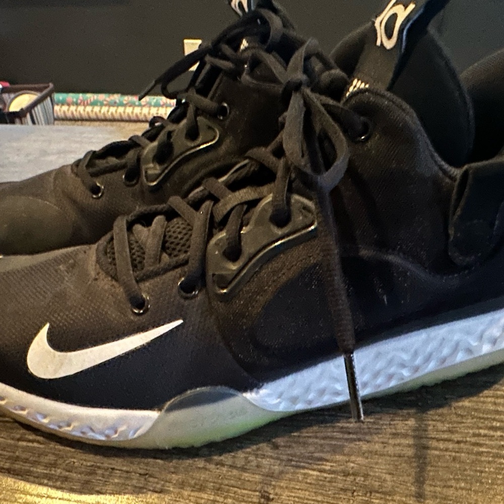 Nike KD Trey 5 VII Basketball Shoe